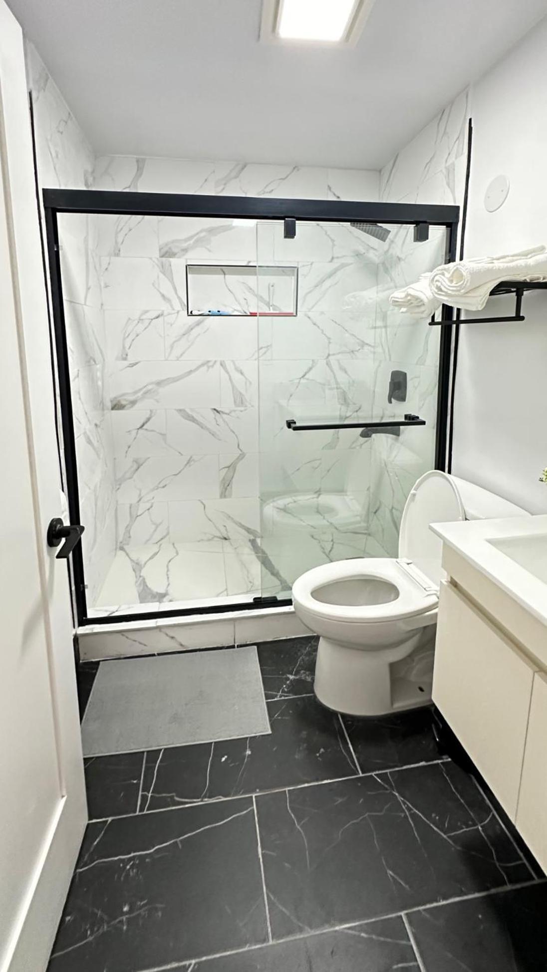 Bed and Breakfast Modern 2Br Stylish & Cozy Unit Лос-Анджелес Екстер'єр фото
