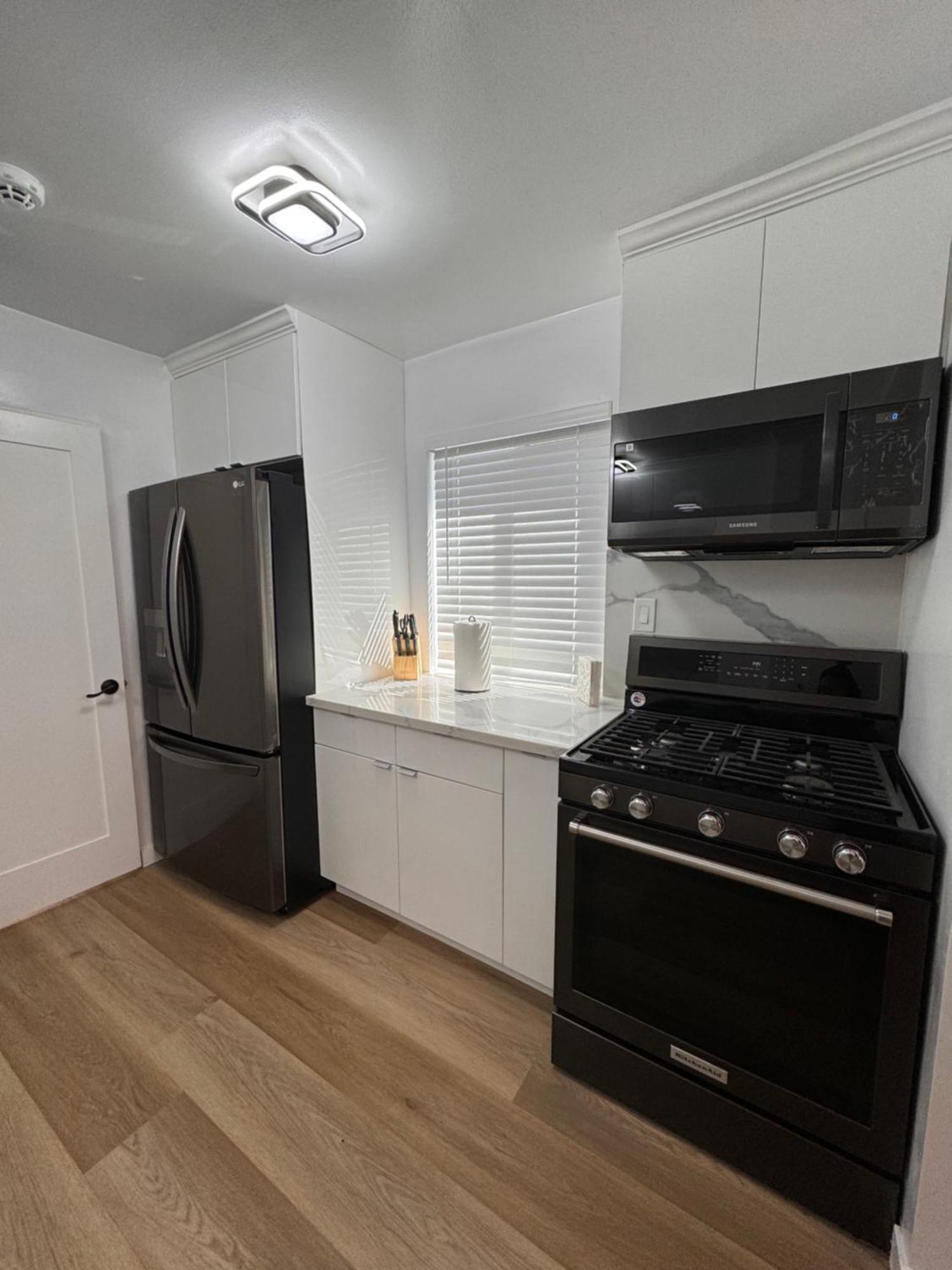 Bed and Breakfast Modern 2Br Stylish & Cozy Unit Лос-Анджелес Екстер'єр фото